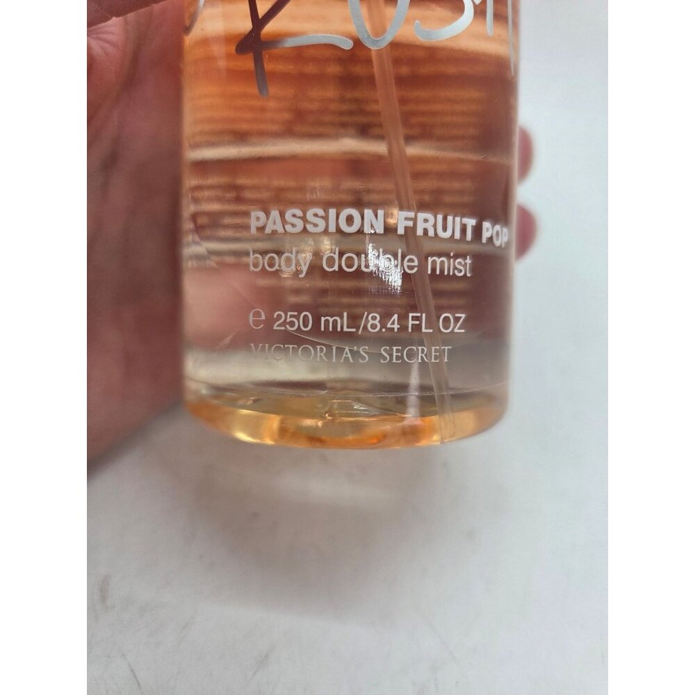 Victorias Secret Beauty Rush Passion Fruit Pop Body Mist Spray unused 8.4 oz - Picture 4 of 4